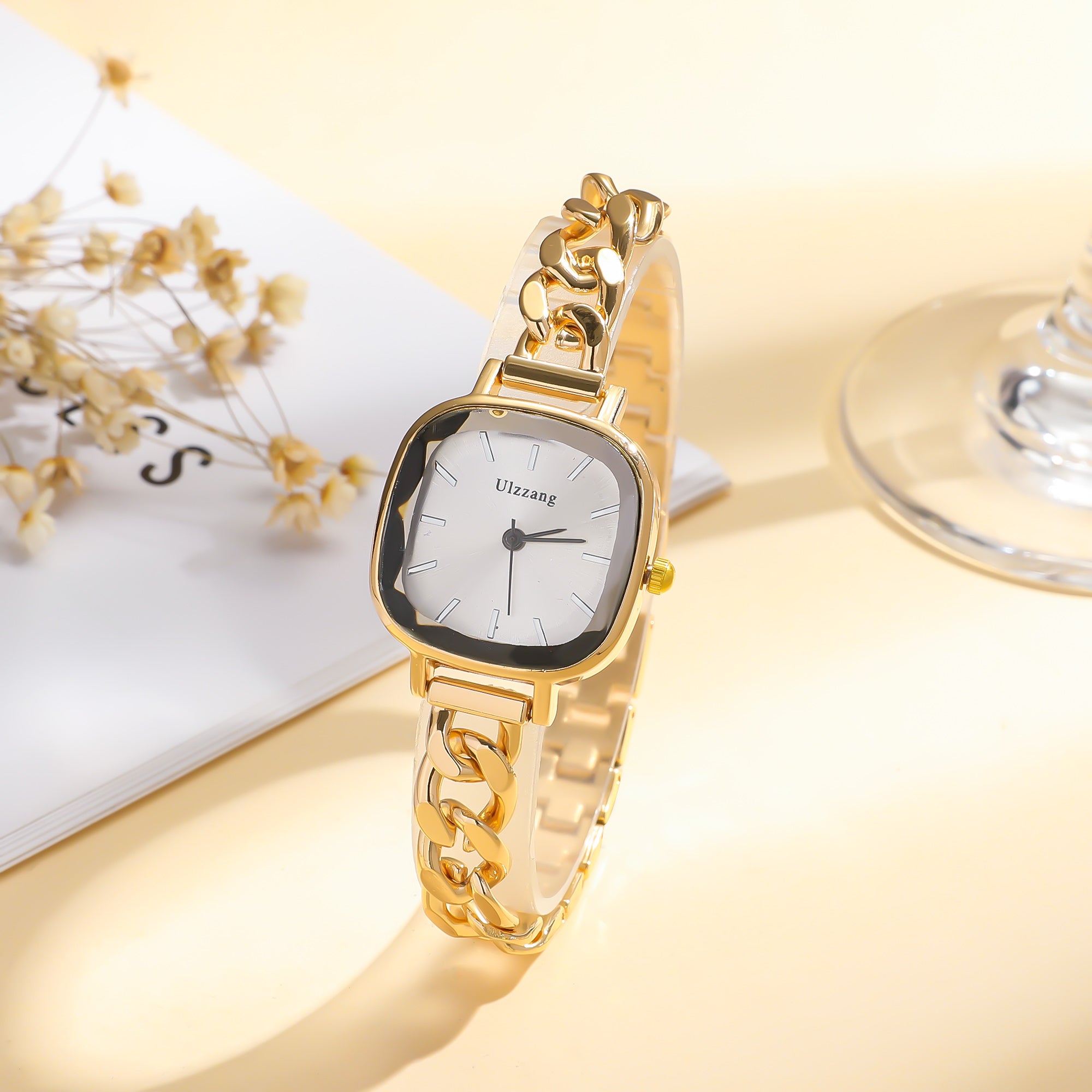 2PCs Women's Fashion Trend Retro Contrast Color Steel Band Quartz Watch Bracelet Combination Set